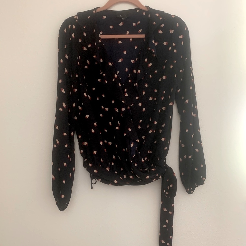 Lumiere Wrap Around Top Acorn